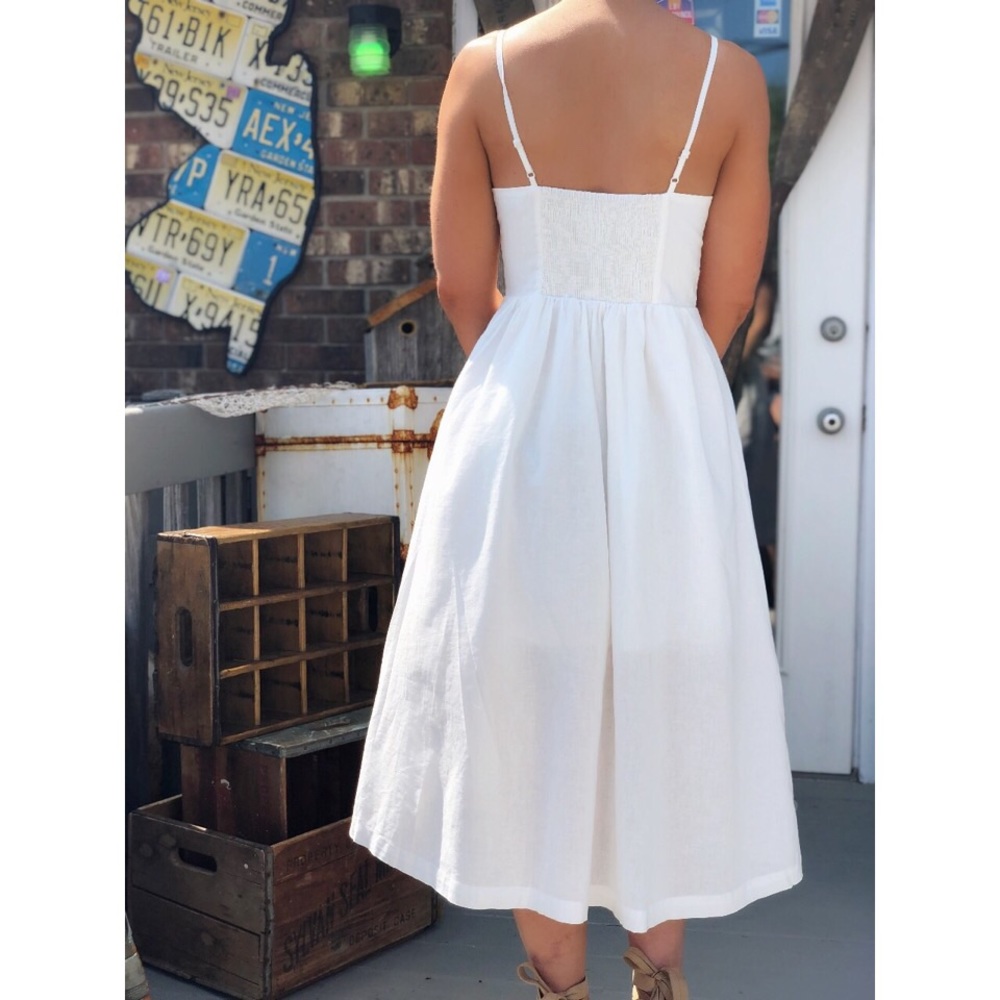 🆕Demi Ivory Button Front Linen Midi Dress - Picture 4 of 6